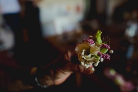 A+B (130)BOUTTONIERE